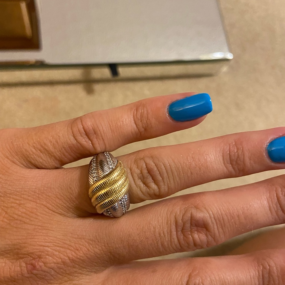 Judith Ripka designer two tone ring - Picture 5 of 6